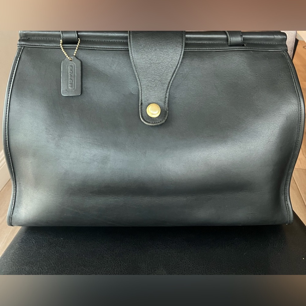 Vintage Coach Barclay Bag. 1994 Made in the USA. Pristine Conditionion